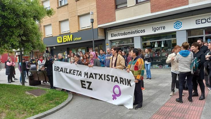 Haron hildako andra gasteiztarraren erahilketea salatu dau Arratiako Mugimendu Feminsiteak