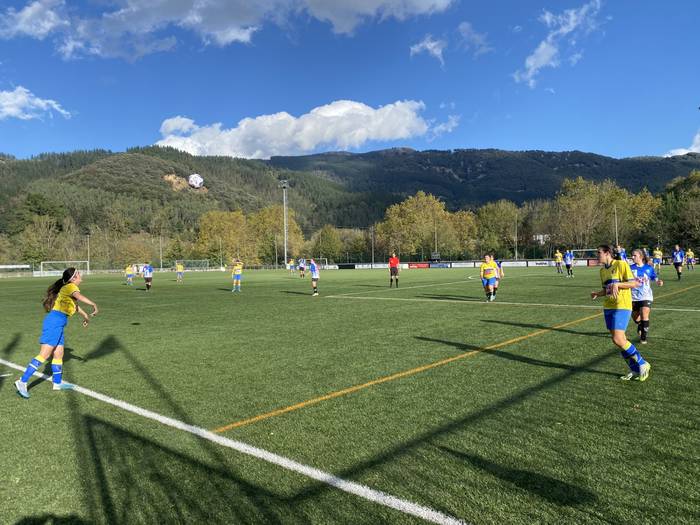 Andrazkoen Arratia Bk denporaldiko lehen partidua irabazi eban 10-0 Plentziaren kontra