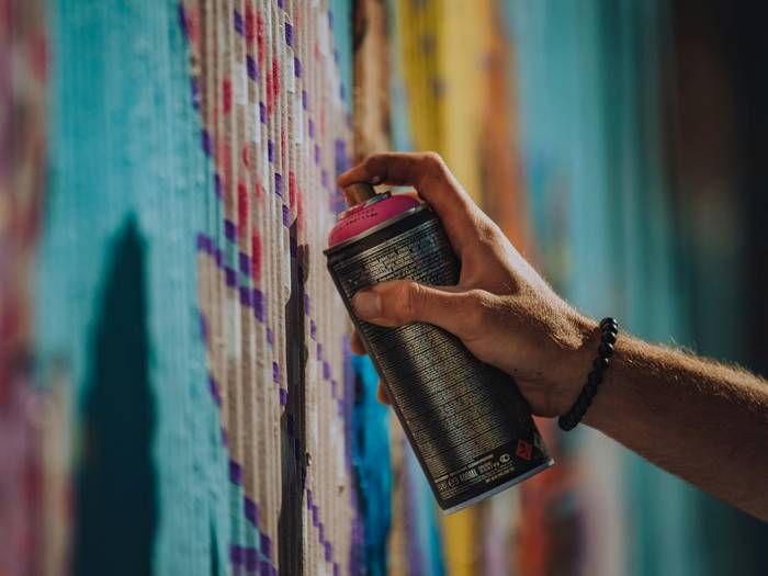 Rap eta graffiti tailerra antolatu da Dimako Bariku Txikirako